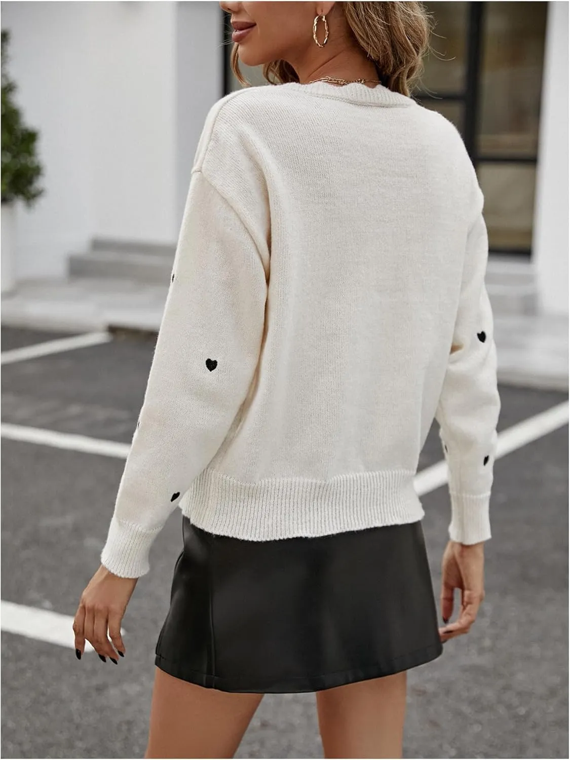 Women's Heart Pattern V Neck Sweater Scallop Trim Long Sleeve Pullover Tops